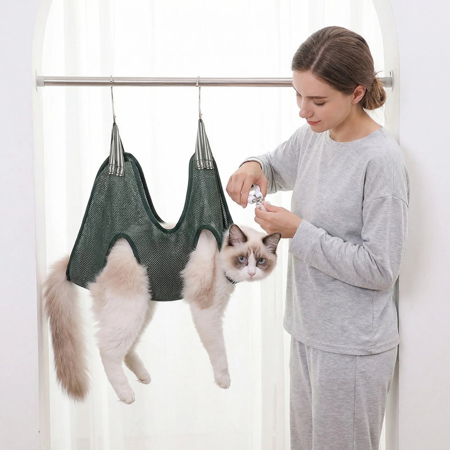 Cats Grooming Hammock Cat Dog Nail Trimming Restraint Bag Anti-Scratch Sling for Small Medium Dogs Adjustable Hanging Helper