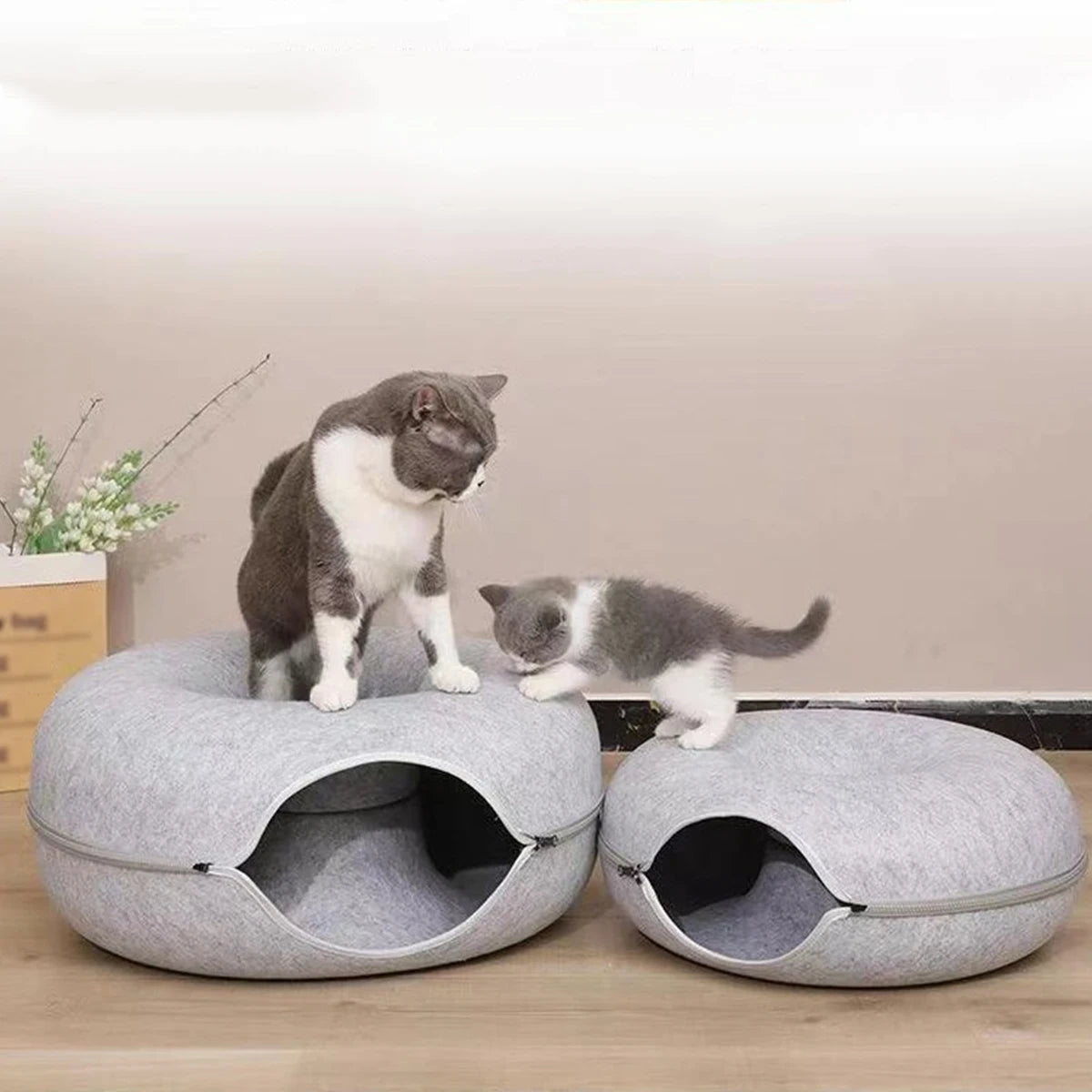Interactive Round Small Cat Tunnel Nest Felt Kittens